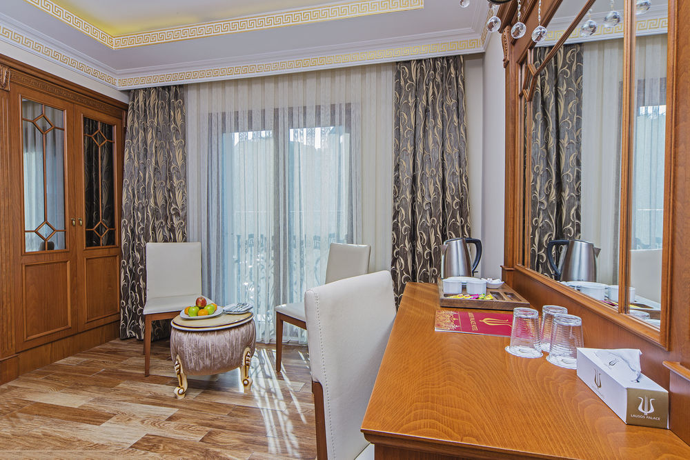 Lausos Palace Hotel Sisli Istanbul Exterior photo